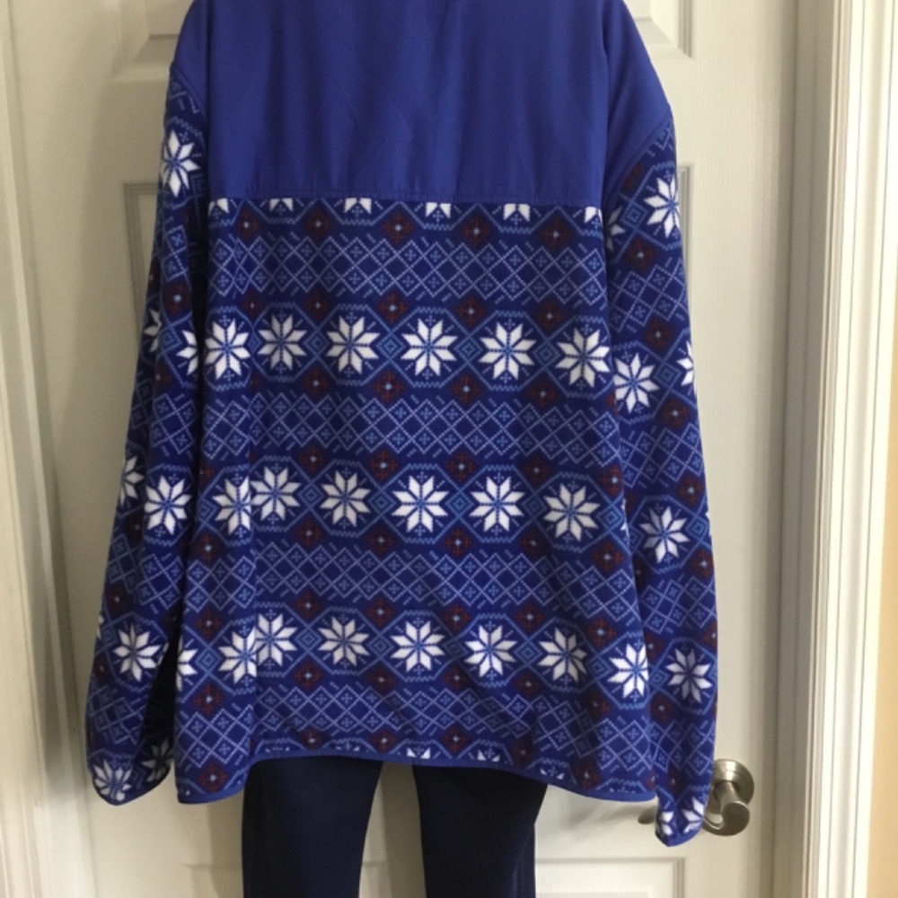 Ski Season Fleece/Nylon Pullover - Picture 5 of 10